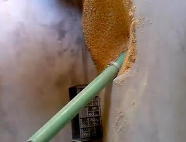 小型饲料搅拌机 