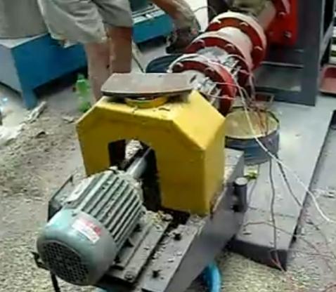 鱼食饲料机 fish food machine 